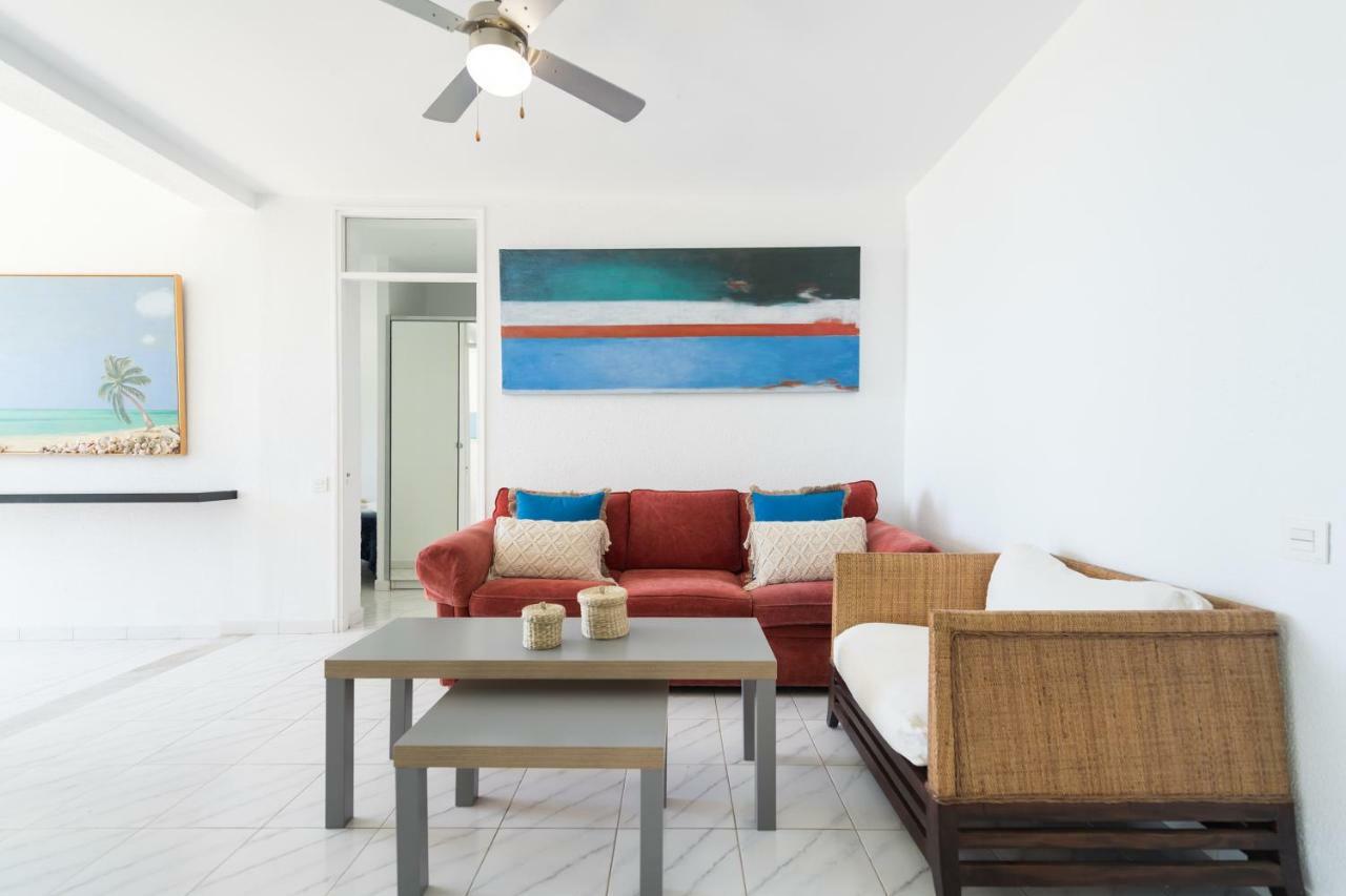 First Line San Agustin Apartment Exterior photo